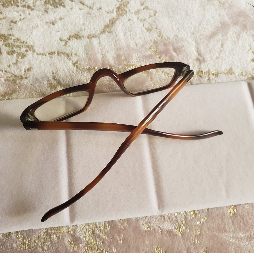 ZYLOWARE | Brown Eyeglasses Frames - Picture 7 of 17